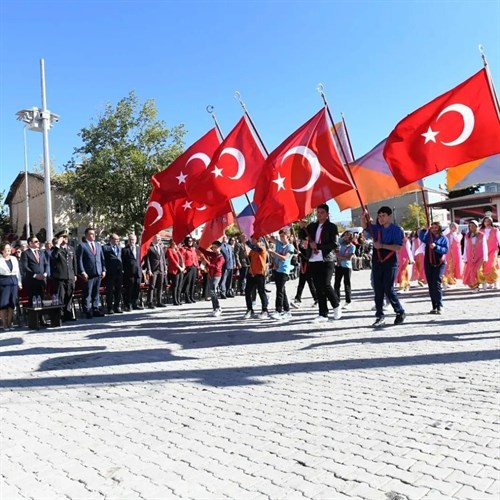 BOZKURT' TA ''29 EKİM CUMHURİYET BAYRAMI'' COŞKUYLA KUTLANDI